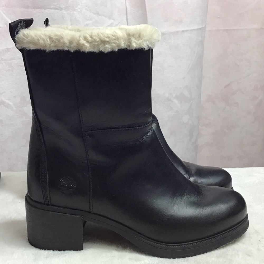 Timberland Women's Black Boots with Cream Lining